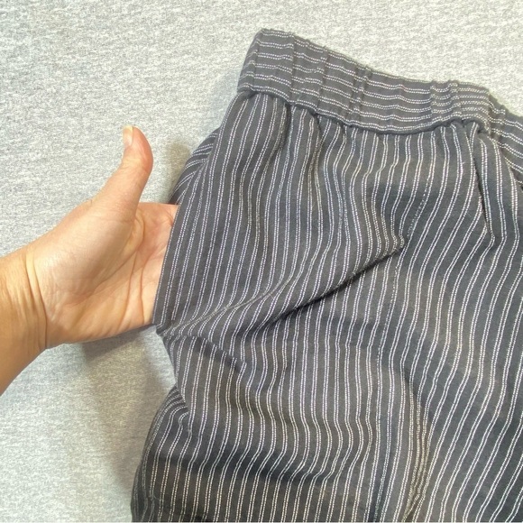Chico's Design Pull On Striped Pants Womens 2 Black Gray Cropped Wide Leg Career - Picture 10 of 14